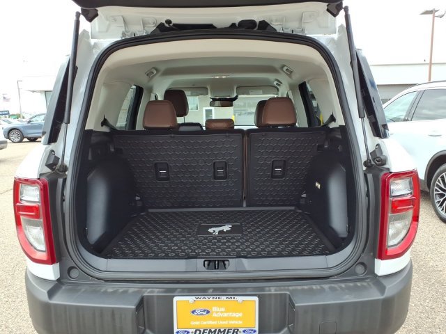 Certified 2023 Ford Bronco Sport Outer Banks w/ Tech Package AWD/4WD image 8