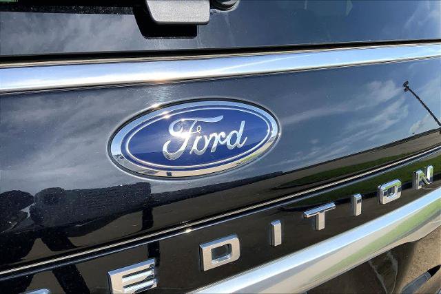 Certified 2023 Ford Expedition Platinum RWD image 31