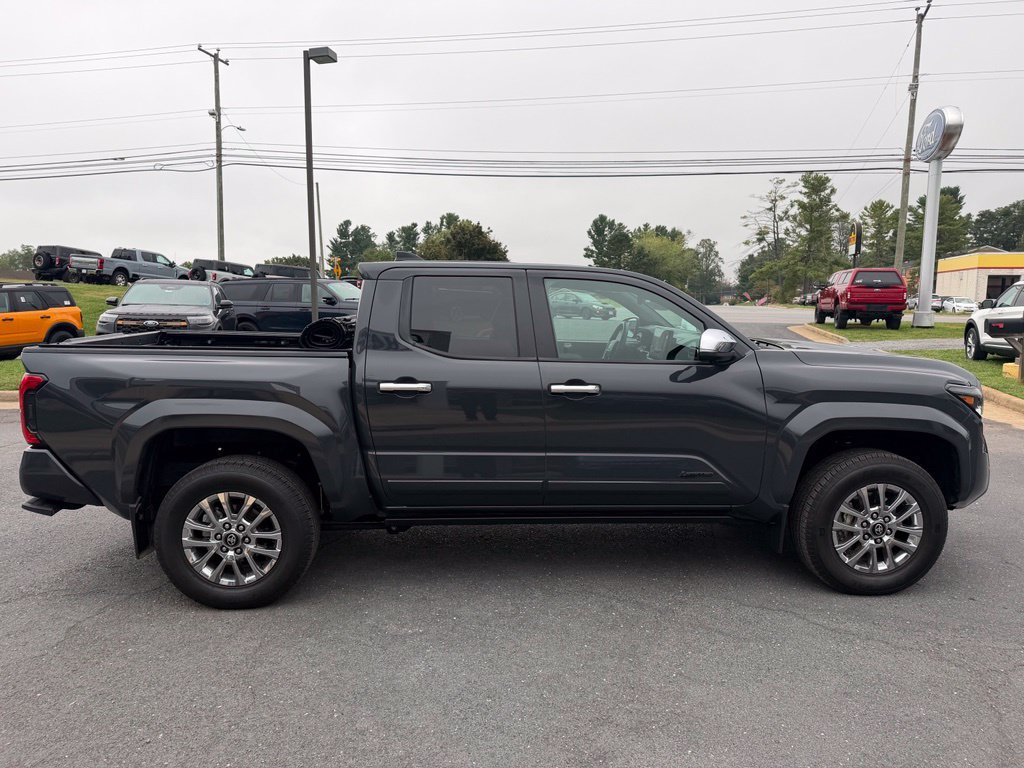 Used 2024 Toyota Tacoma Limited w/ Limited Package (LT) AWD/4WD image 6