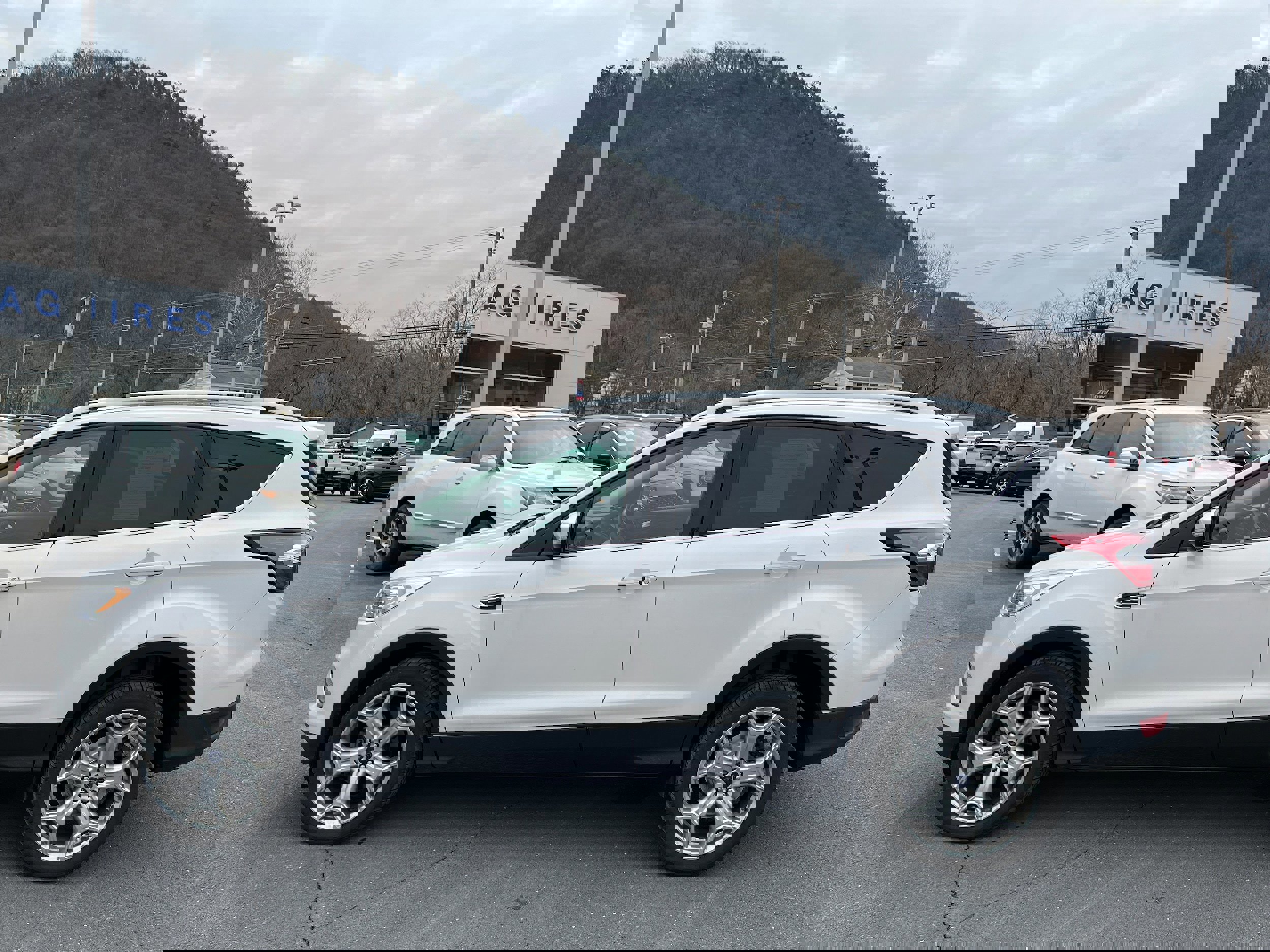 Certified 2018 Ford Escape Titanium w/ Ford Safe & Smart Package image 3