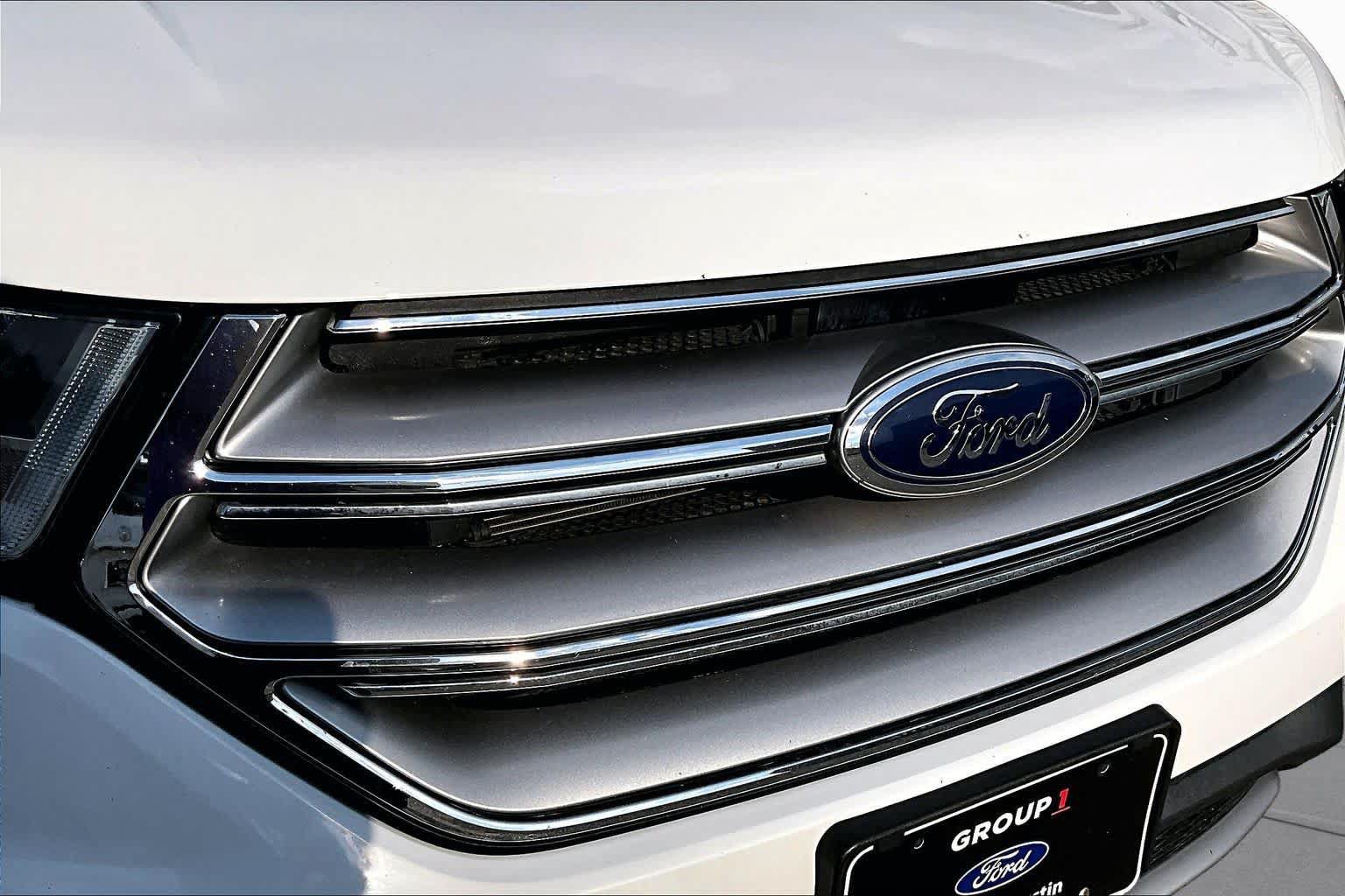 Certified 2017 Ford Edge SEL FWD image 30
