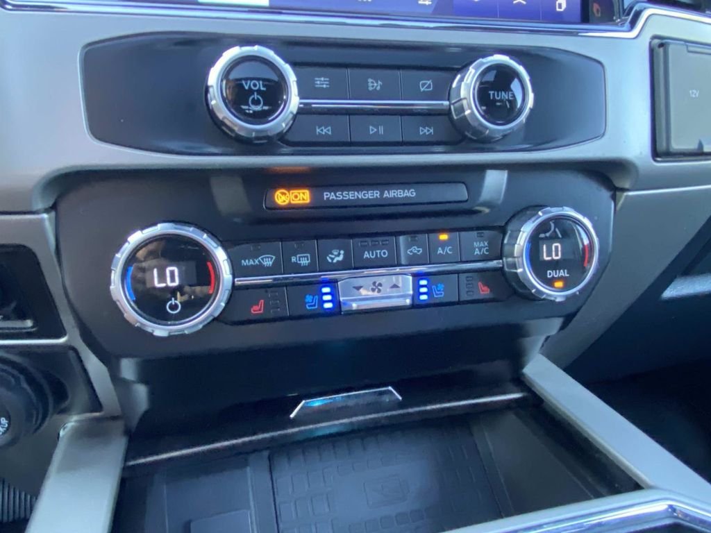Certified 2022 Ford F250 Lariat w/ Lariat Ultimate Package AWD/4WD image 28