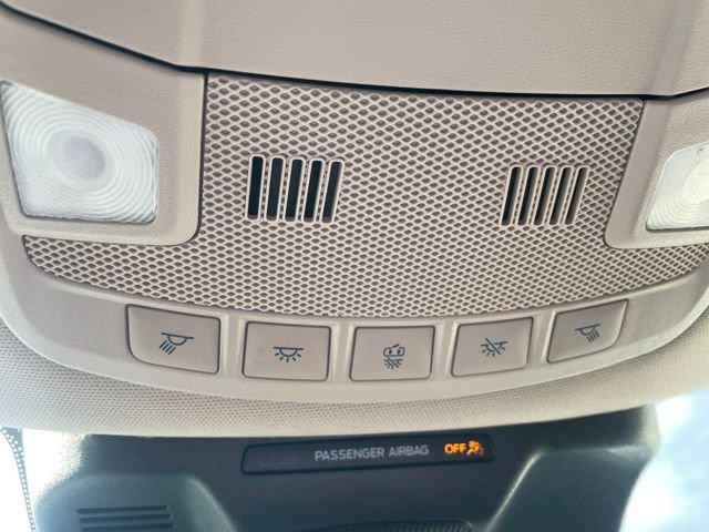 Certified 2024 Ford Expedition XLT image 25