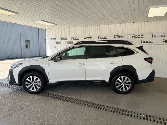 Used 2025 Subaru Outback Premium AWD/4WD image 25