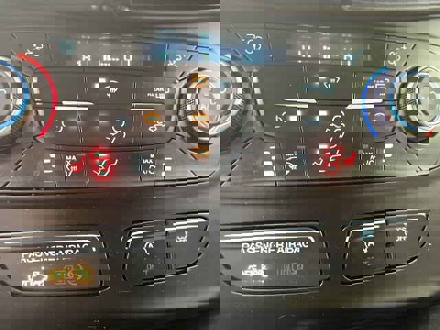 Certified 2019 Ford Escape SE image 30