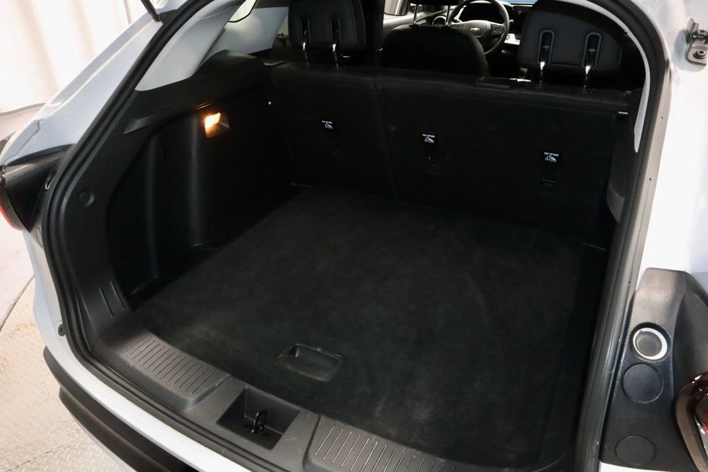 Used 2024 Chevrolet Trax LT image 14