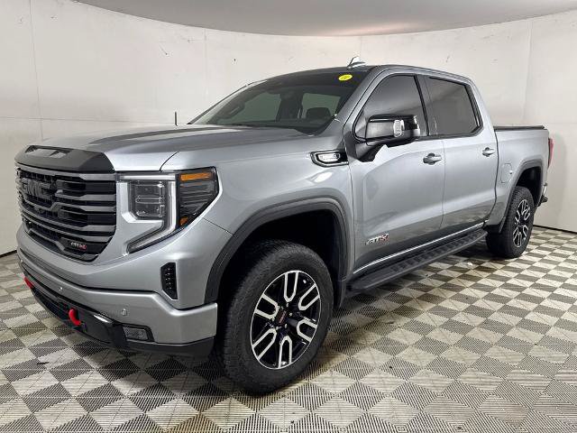 Used 2025 GMC Sierra 1500 AT4 w/ AT4 Premium Package AWD/4WD image 11