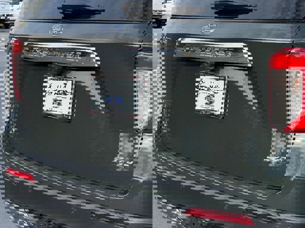 Certified 2023 Ford Explorer XLT w/ Equipment Group 202A image 22