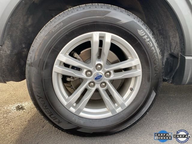 Certified 2022 Ford Explorer XLT w/ Equipment Group 202A image 10