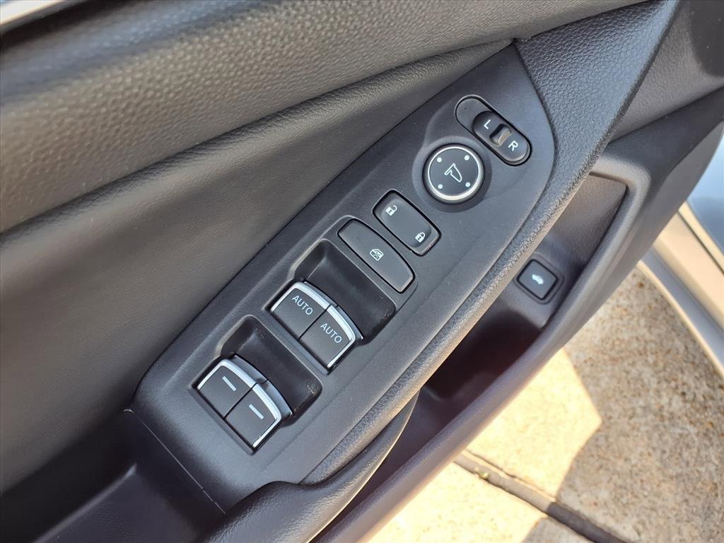 Used 2018 Honda Accord LX image 23