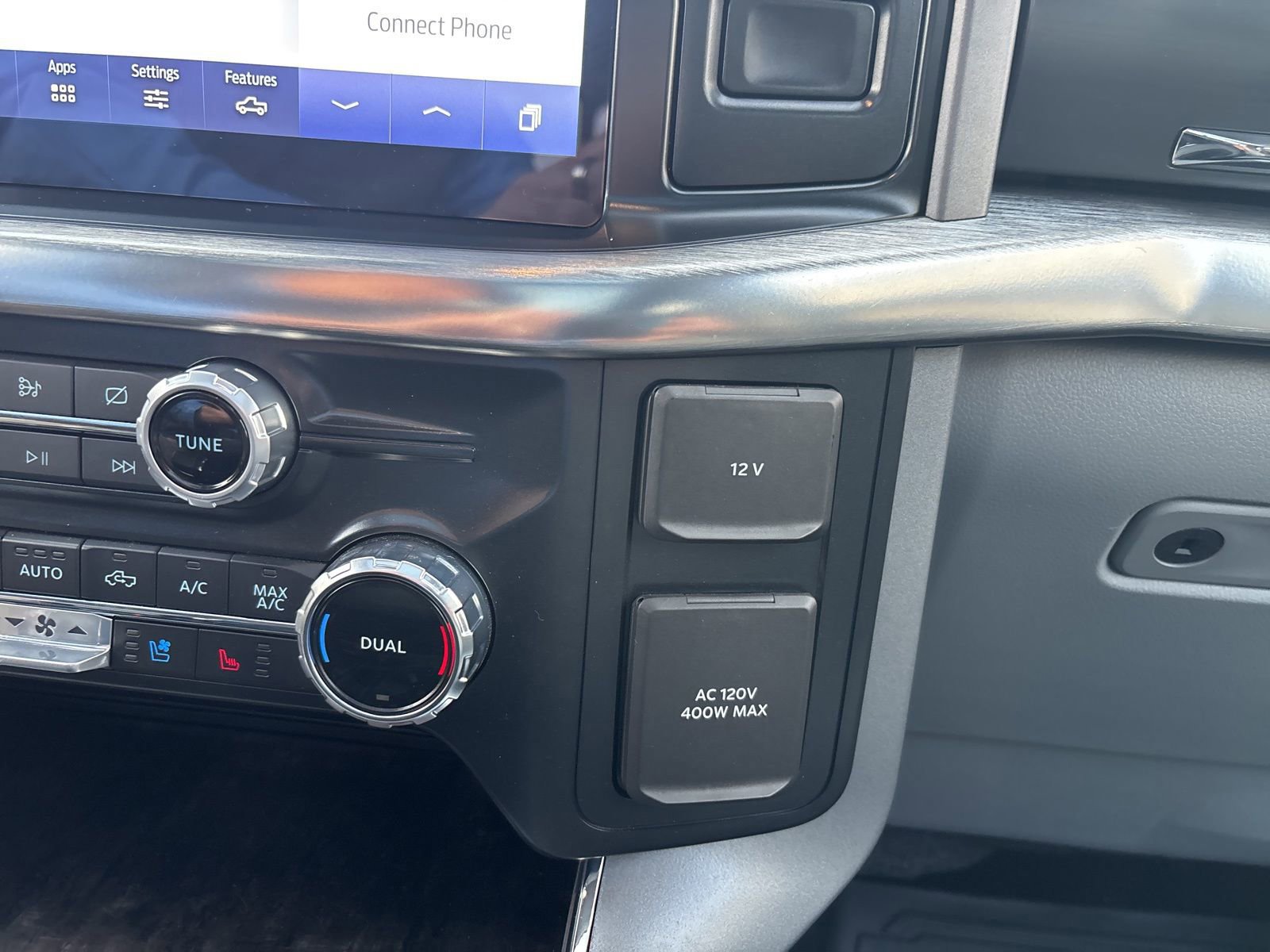 Certified 2022 Ford F150 Lariat w/ Equipment Group 502A High image 30