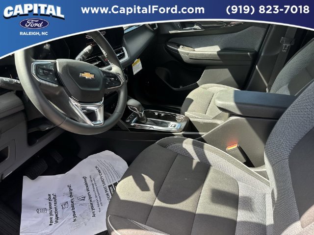 Used 2025 Chevrolet TrailBlazer LT w/ Convenience Package AWD/4WD image 19