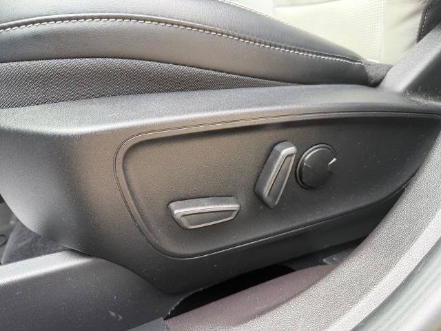 Certified 2023 Ford Escape Platinum AWD/4WD image 21