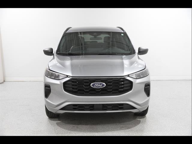 Certified 2023 Ford Escape ST-Line w/ Tech Pack #1 AWD/4WD image 2