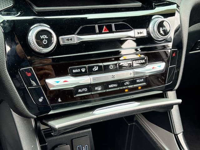 Certified 2023 Ford Explorer ST-Line AWD/4WD image 19