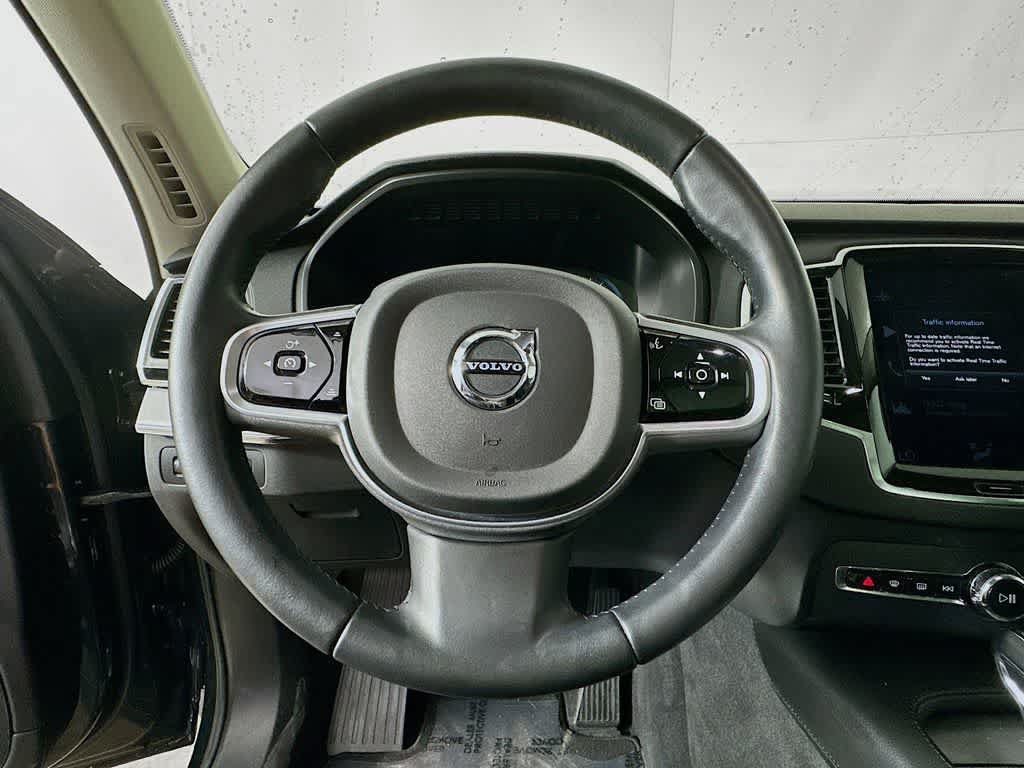 Used 2022 Volvo XC90 T5 Momentum w/ Advanced Package FWD image 15