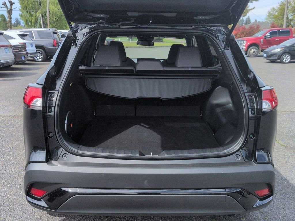 Used 2025 Toyota Corolla Cross AWD Hybrid w/ Moonroof Package image 25