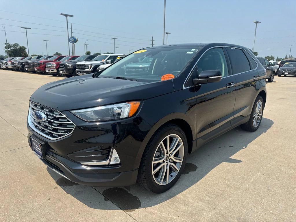 Certified 2024 Ford Edge Titanium AWD/4WD image 25