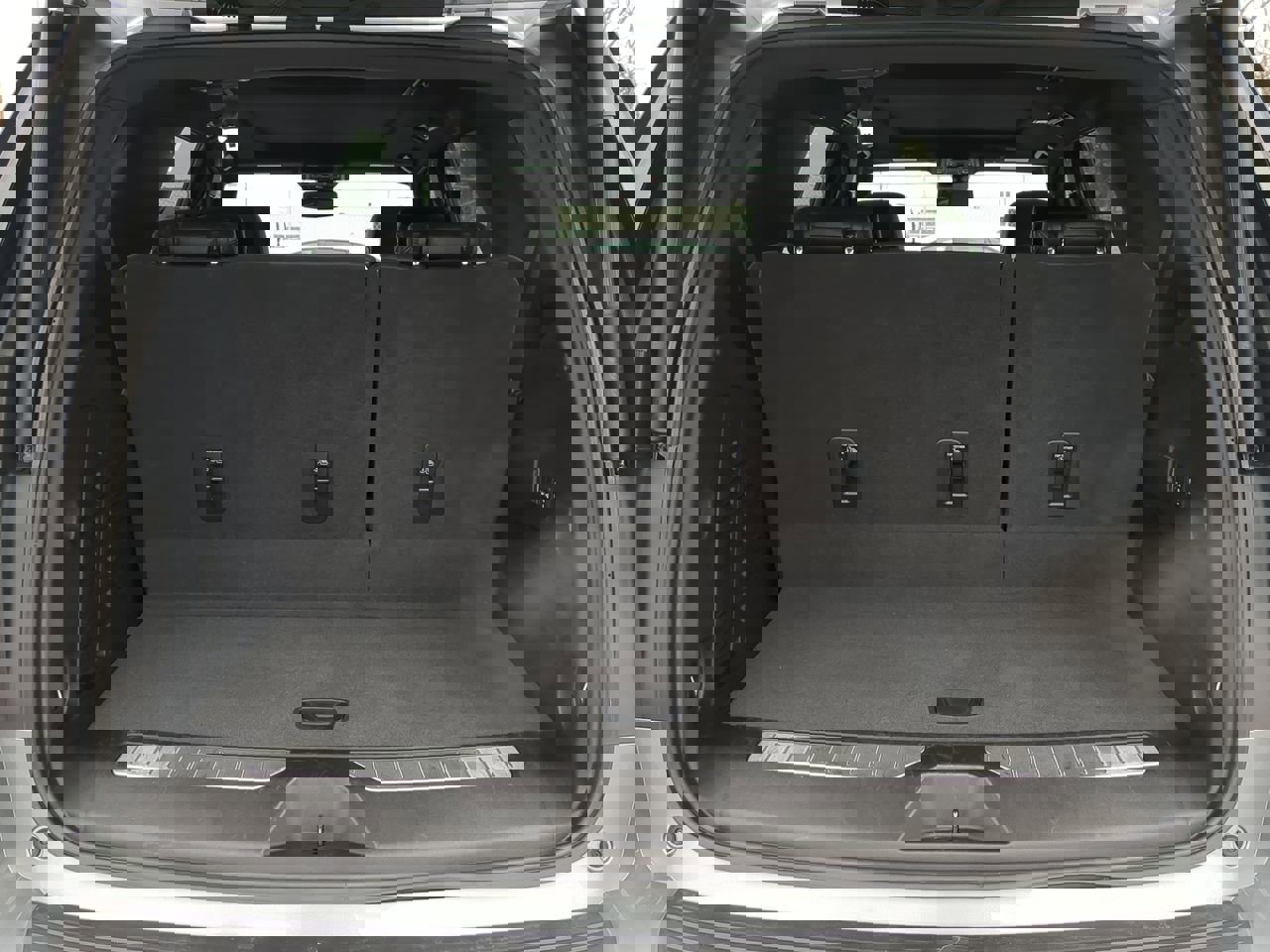 Used 2023 GMC Yukon Denali w/ Max Trailering Package image 11