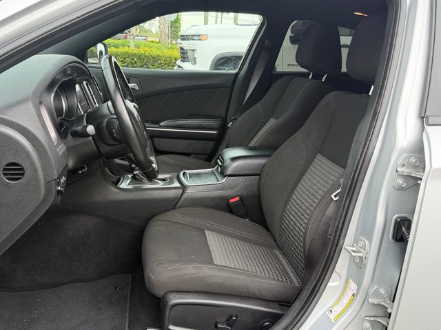 Used 2023 Dodge Charger SXT RWD image 14