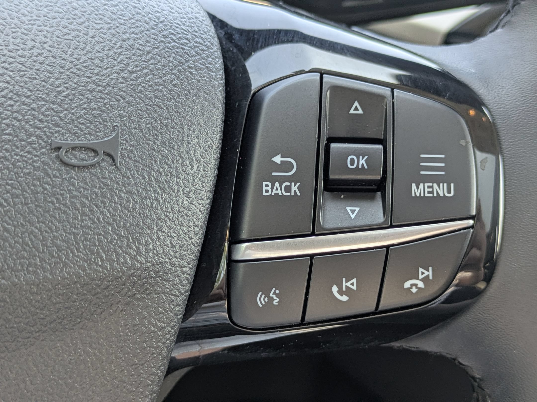 Certified 2022 Ford Escape SEL w/ Technology Package FWD image 18