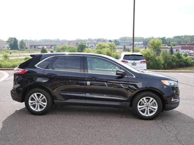 Certified 2020 Ford Edge SEL w/ Convenience Package AWD/4WD image 4