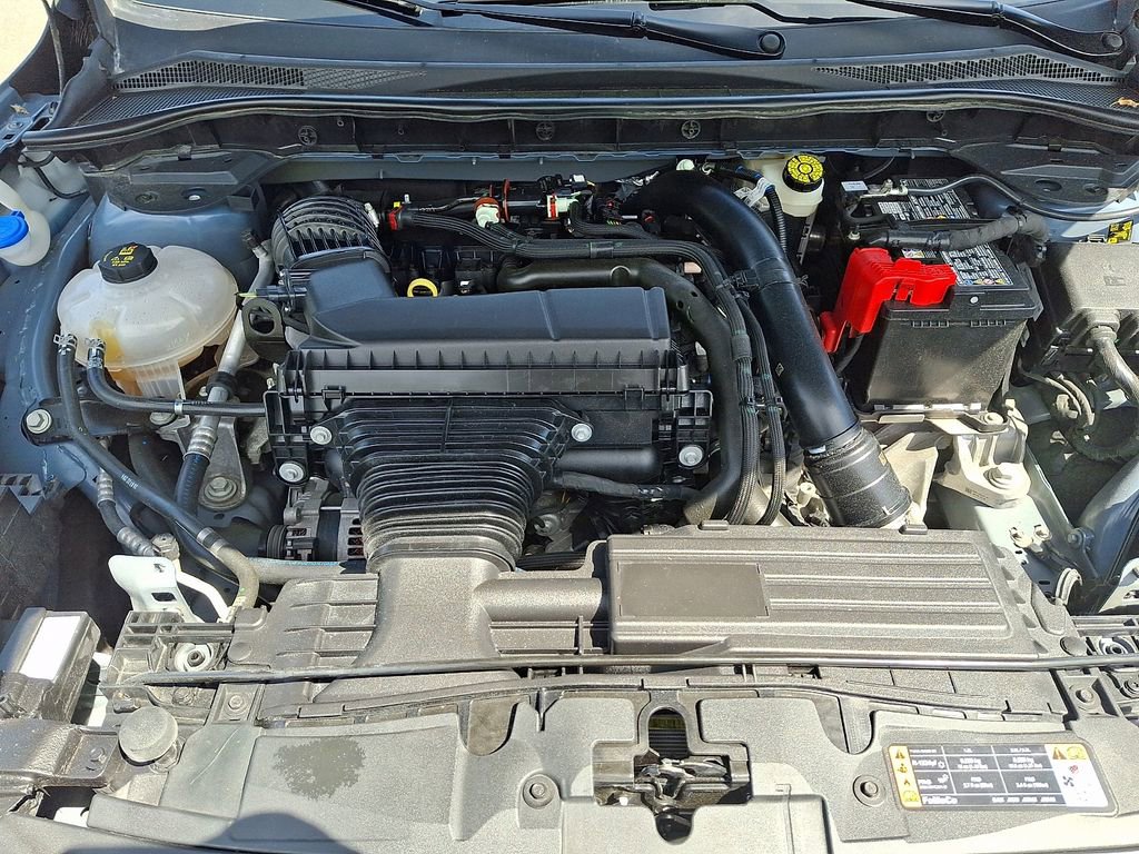 Certified 2025 Ford Escape ST-Line Select AWD/4WD image 27