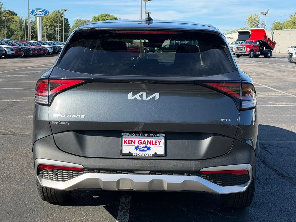 Used 2023 Kia Sportage LX AWD/4WD image 10