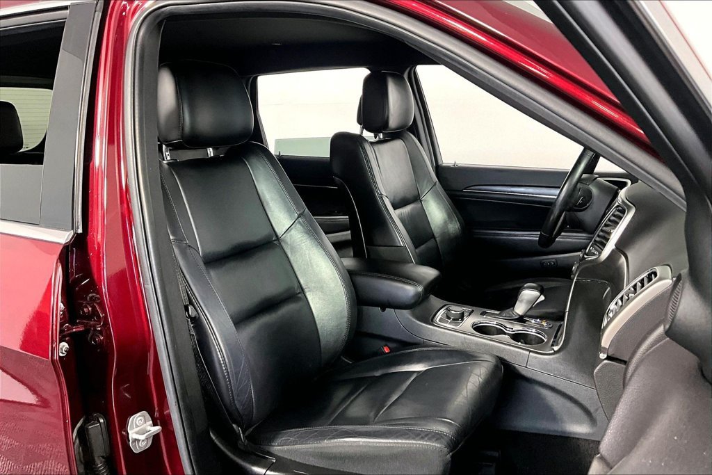 Used 2018 Jeep Grand Cherokee Limited AWD/4WD image 7