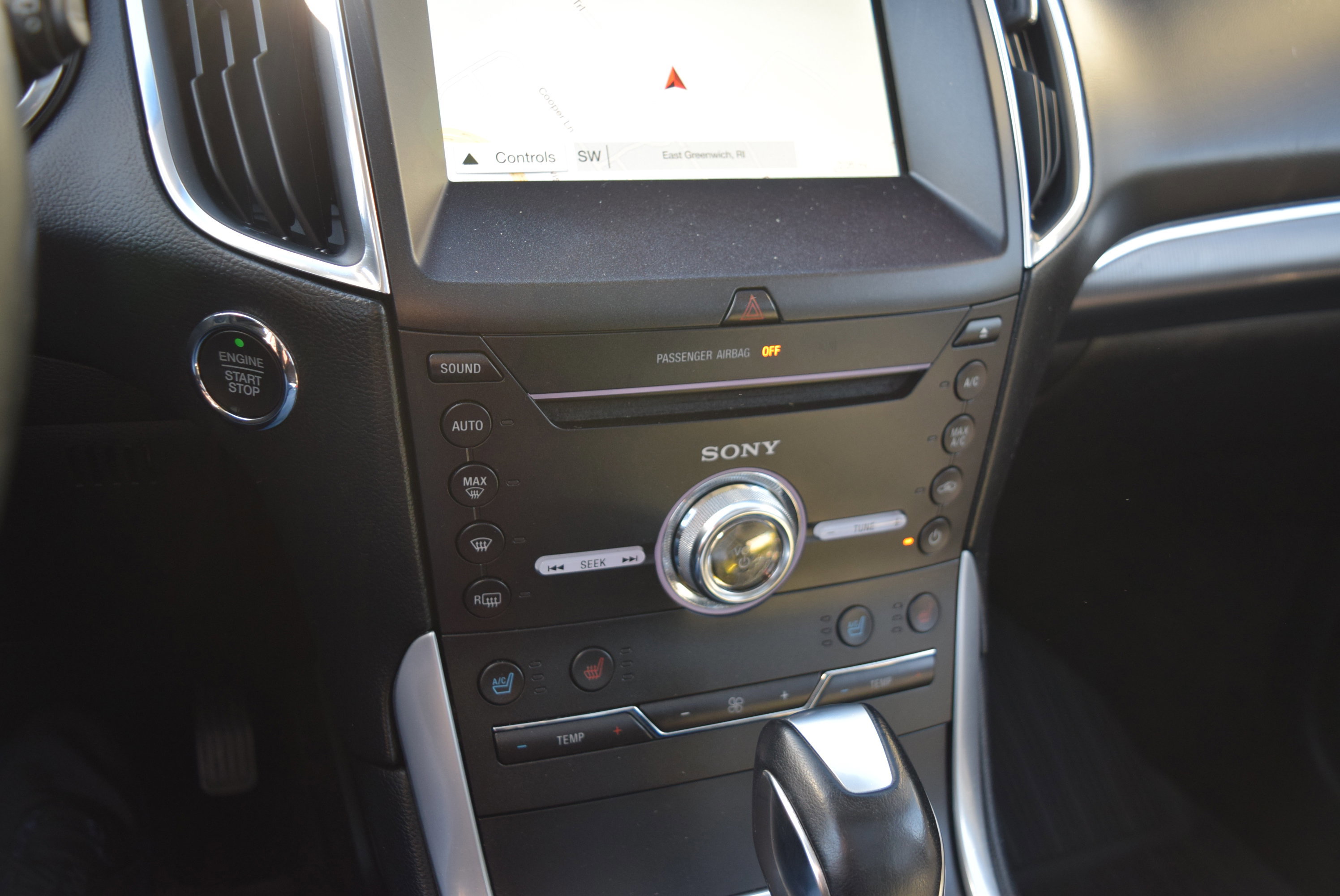 Certified 2018 Ford Edge Titanium w/ Equipment Group 301A image 15