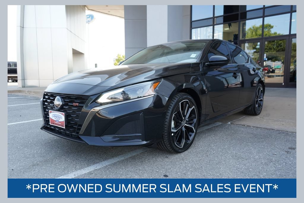 Used 2024 Nissan Altima 2.5 SR