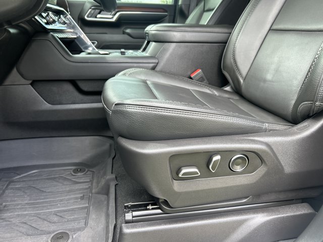 Used 2025 GMC Sierra 2500 Denali w/ Technology Package AWD/4WD image 15