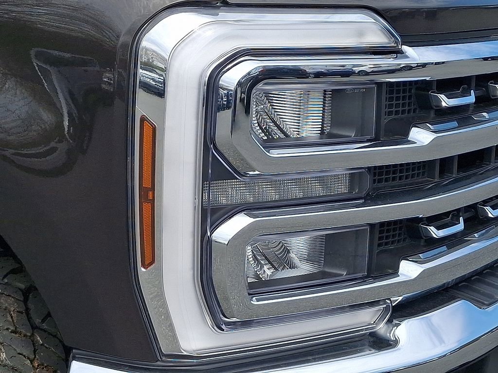 Certified 2024 Ford F350 Lariat w/ Tremor Off-Road Package image 9