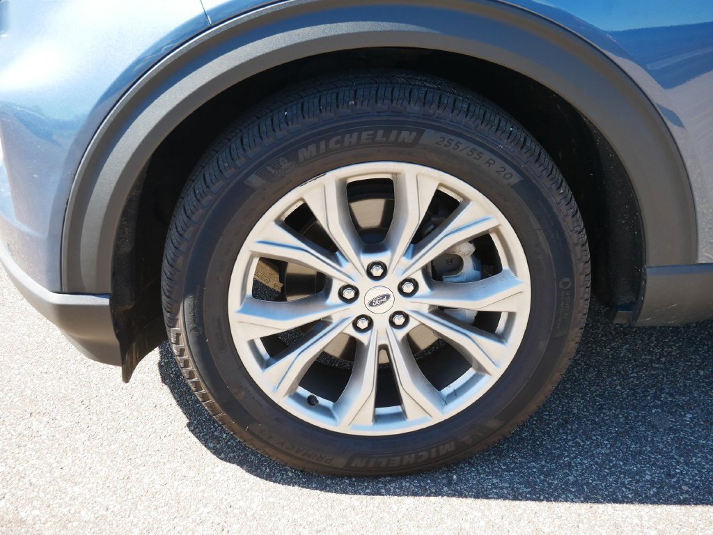 Certified 2020 Ford Explorer Limited AWD/4WD image 8