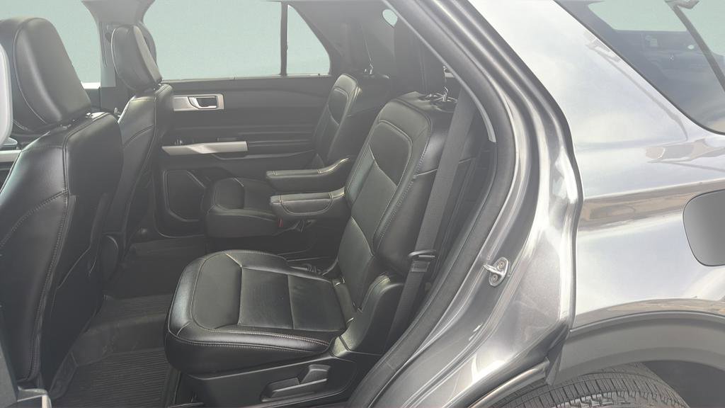 Certified 2023 Ford Explorer Limited w/ Limited Technology Package AWD/4WD image 40