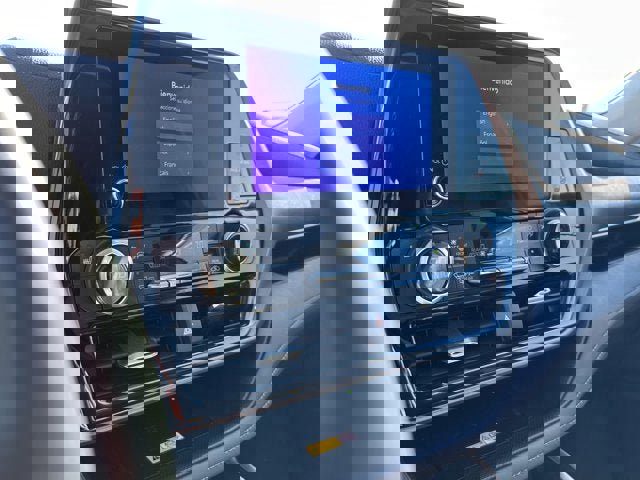 Used 2023 Toyota Highlander XLE image 16