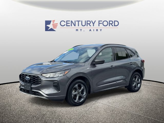 Certified 2023 Ford Escape ST-Line w/ Tech Pack #1 AWD/4WD image 5