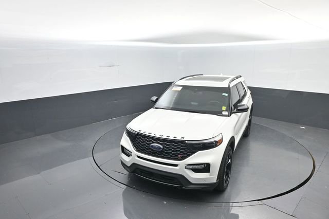 Certified 2022 Ford Explorer ST w/ Equipment Group 401A image 28