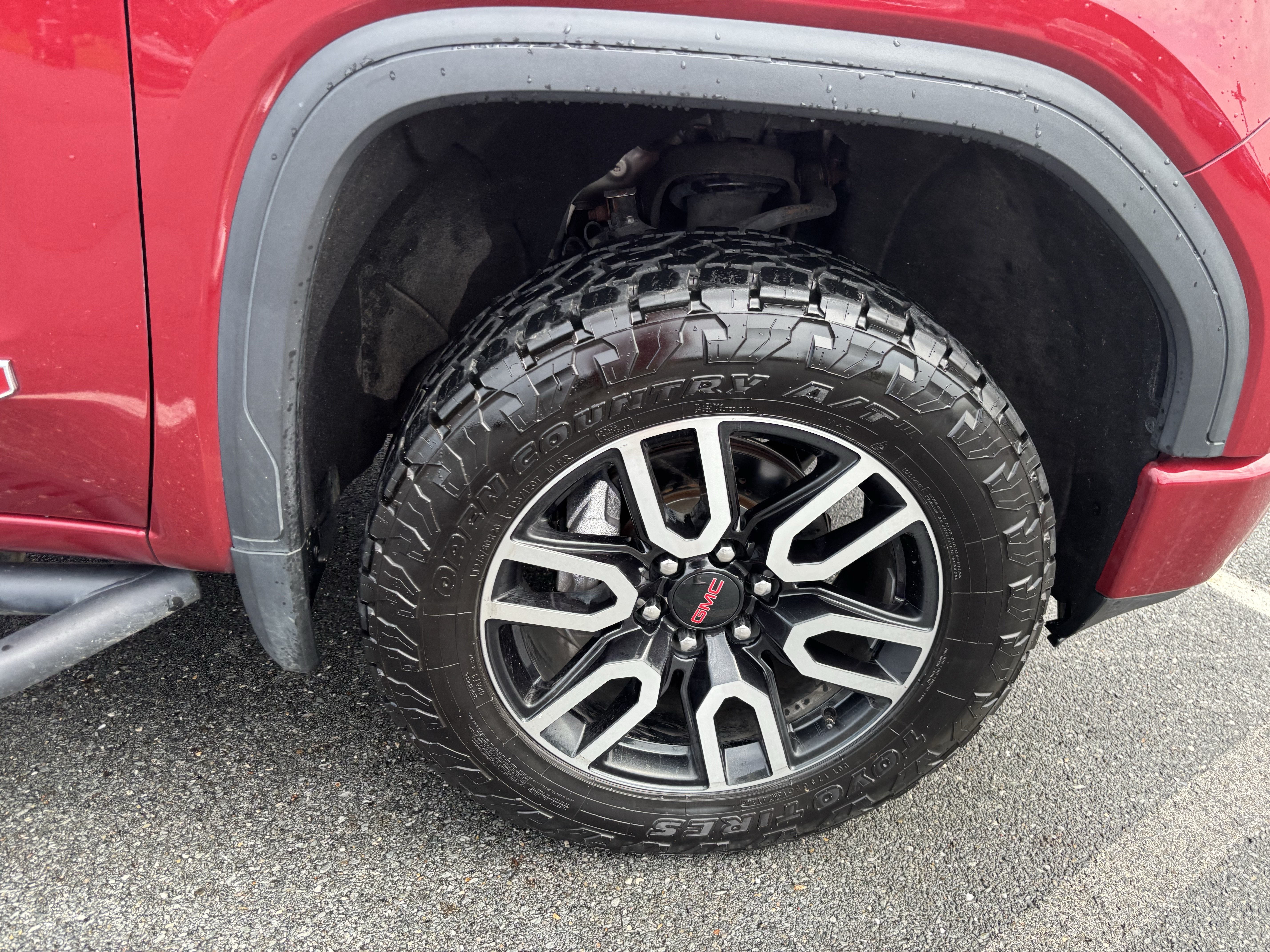 Used 2020 GMC Sierra 1500 AT4 w/ AT4 Premium Package AWD/4WD image 10