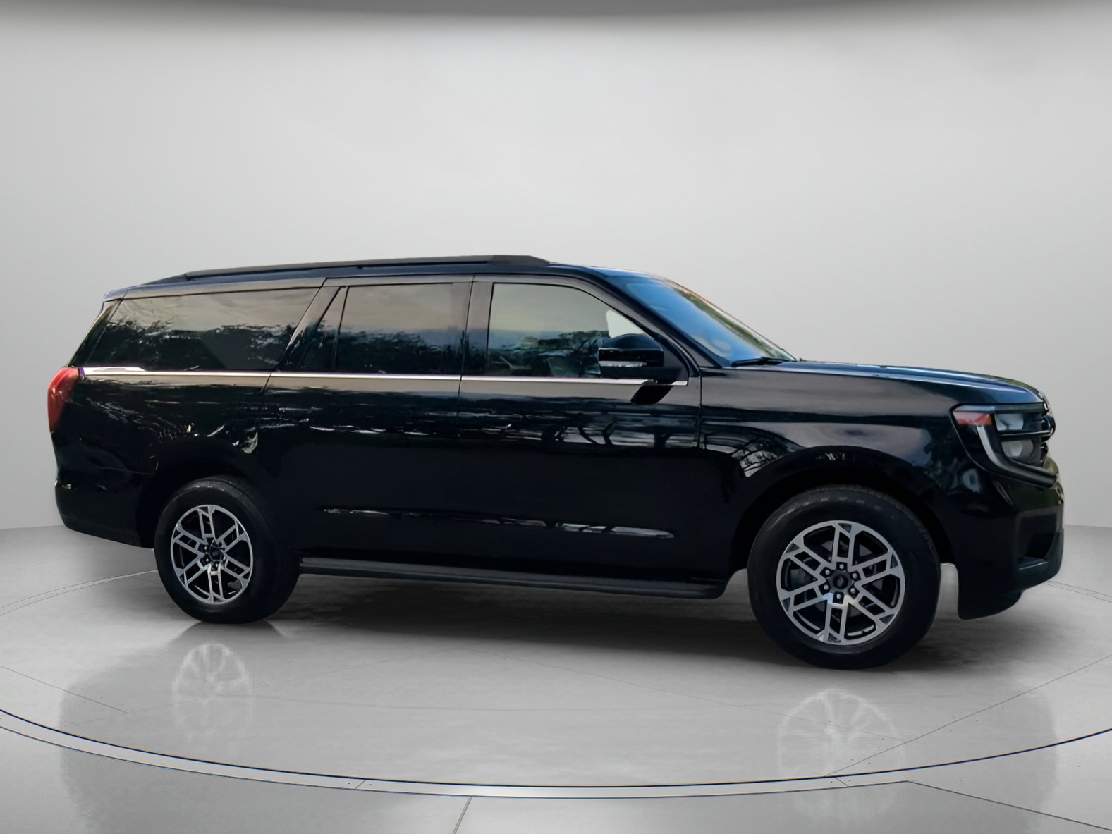 Certified 2025 Ford Expedition Max Active AWD/4WD image 34