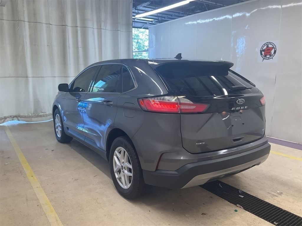 Certified 2022 Ford Edge SEL AWD/4WD image 4