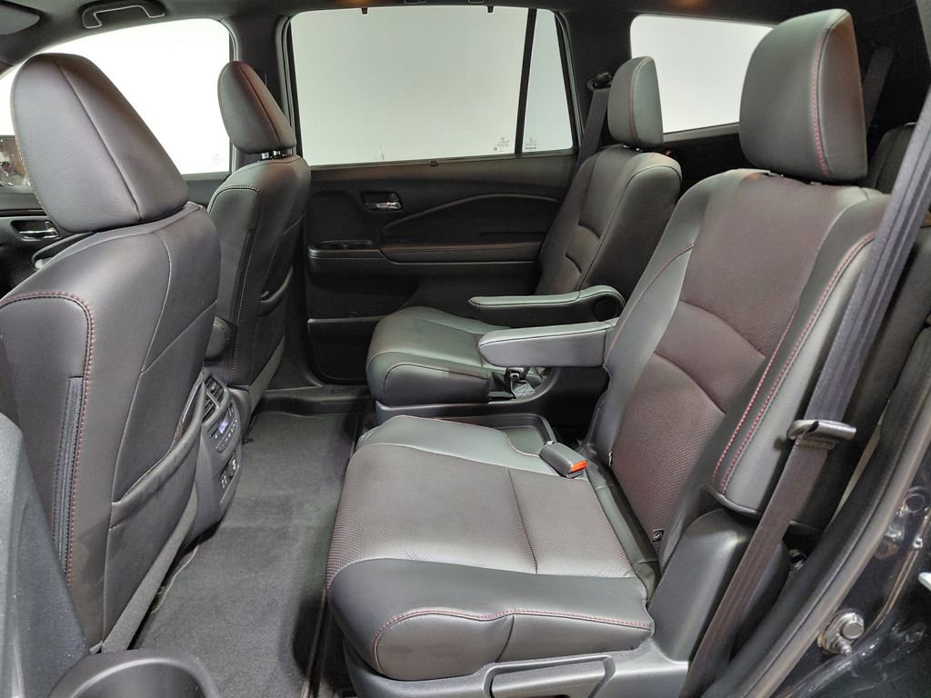 Used 2022 Honda Pilot Black Edition image 51