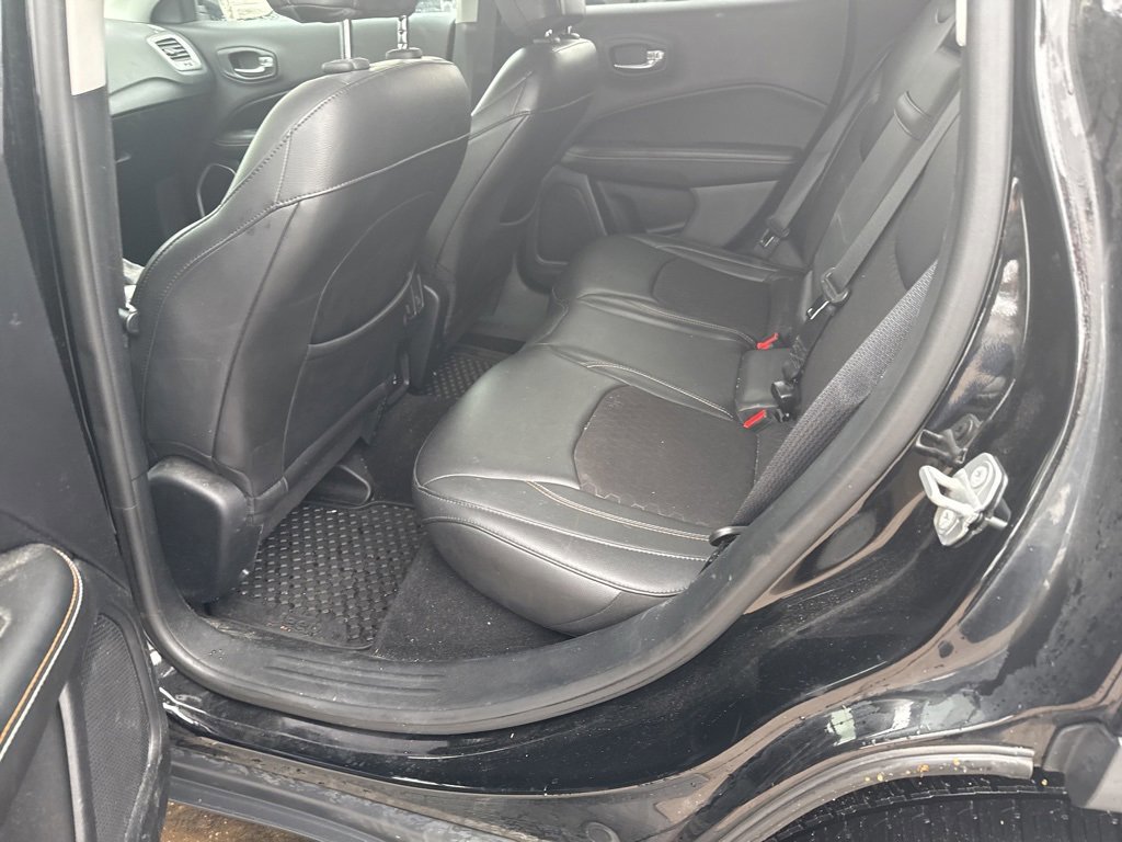 Used 2018 Jeep Compass Latitude w/ Cold Weather Group image 6