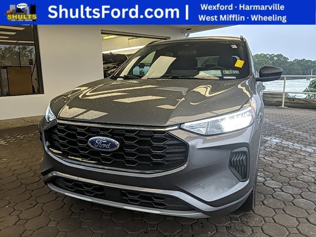 Certified 2023 Ford Escape ST-Line w/ Tech Pack #1 image 7