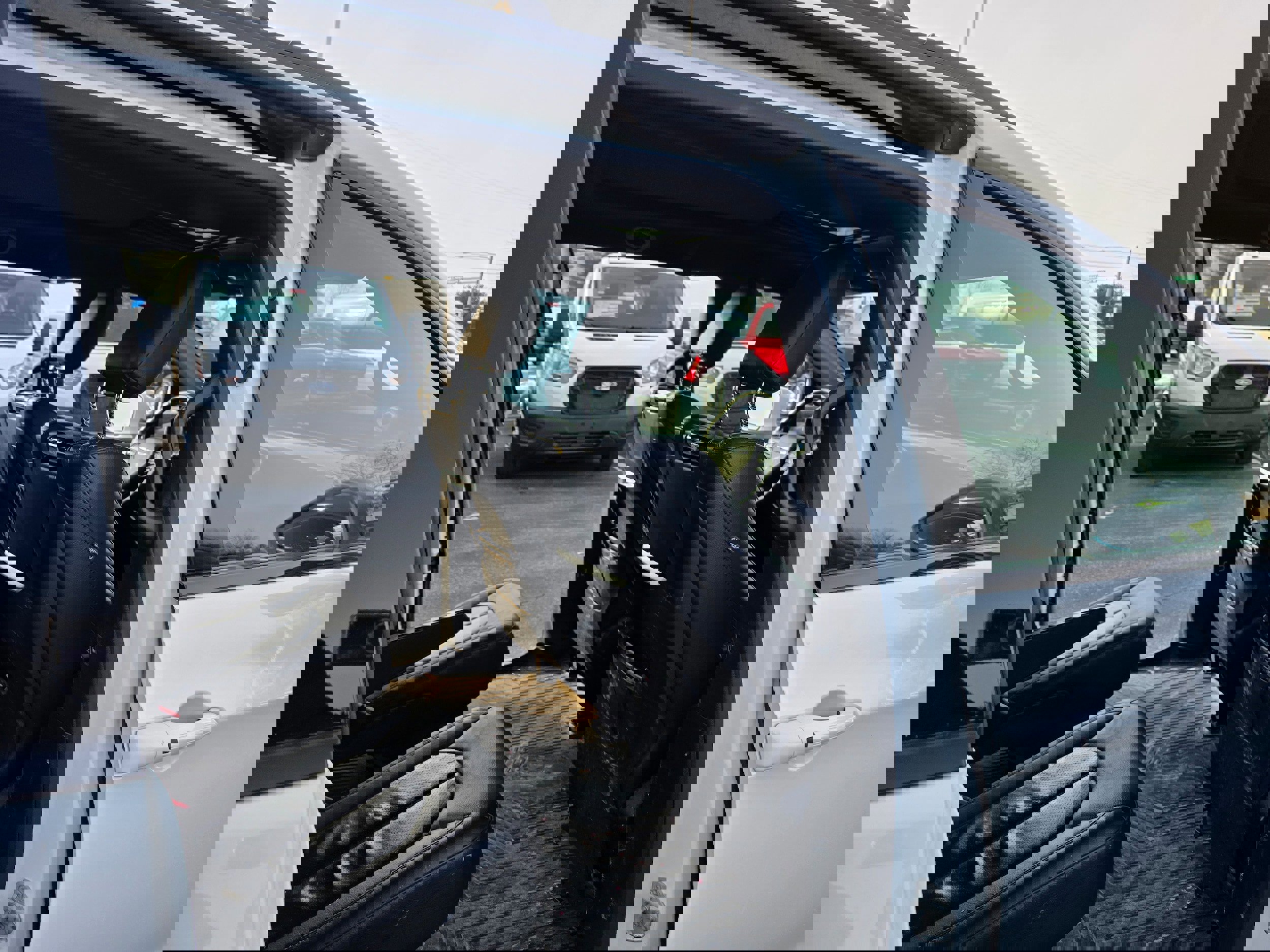 Used 2018 Chrysler Pacifica Touring-L Plus image 10