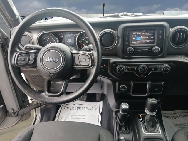Used 2021 Jeep Wrangler Unlimited Sport AWD/4WD image 10