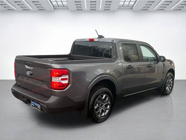 Certified 2025 Ford Maverick XLT w/ XLT Luxury Package AWD/4WD image 3
