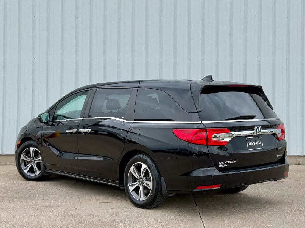 Used 2018 Honda Odyssey Touring image 4