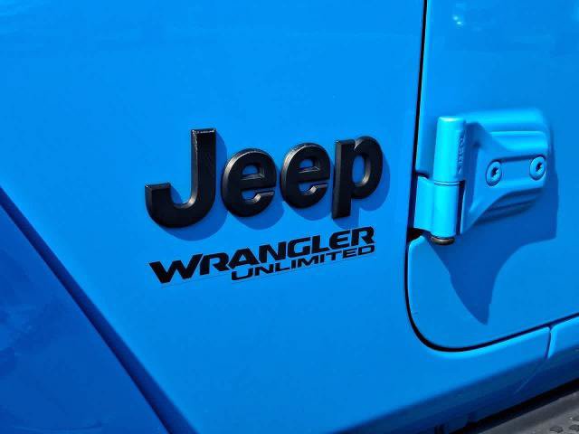 Used 2021 Jeep Wrangler Unlimited Sahara AWD/4WD image 28