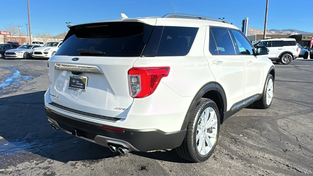Certified 2023 Ford Explorer Platinum w/ Technology Package image 5
